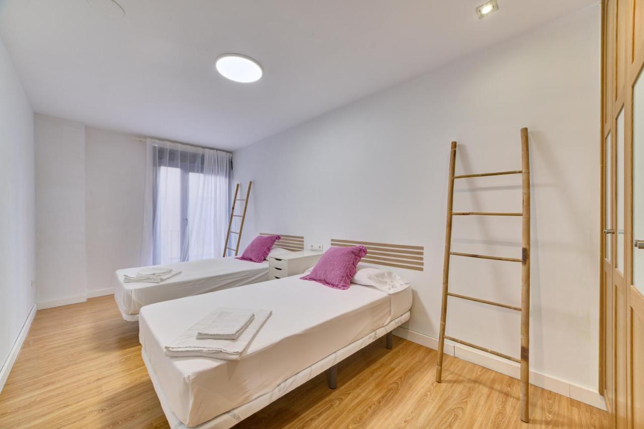 Apartamento El Lobo By Clabao Логроньо Экстерьер фото
